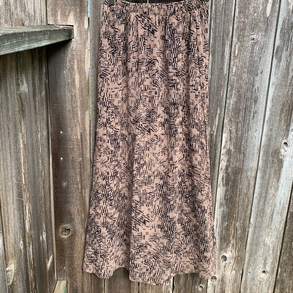Forever 21 small maxi skirt